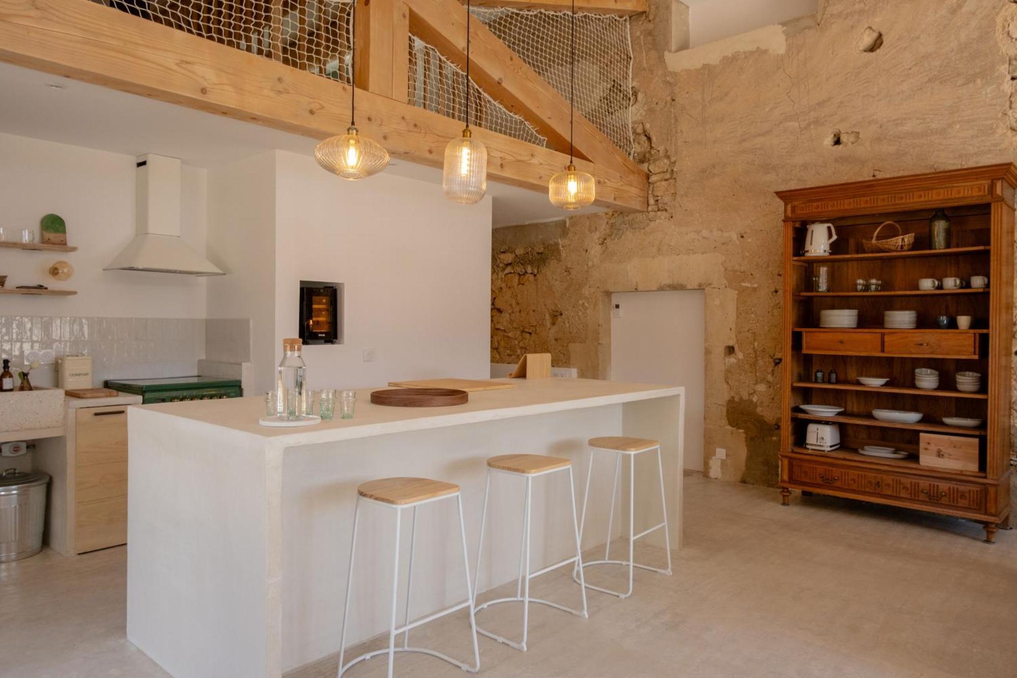 L'Atelier Des Vignes Villa Saint-Pantaleon  Exterior photo